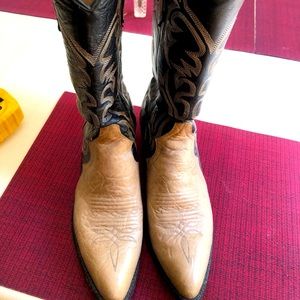 Larry Mahan boots